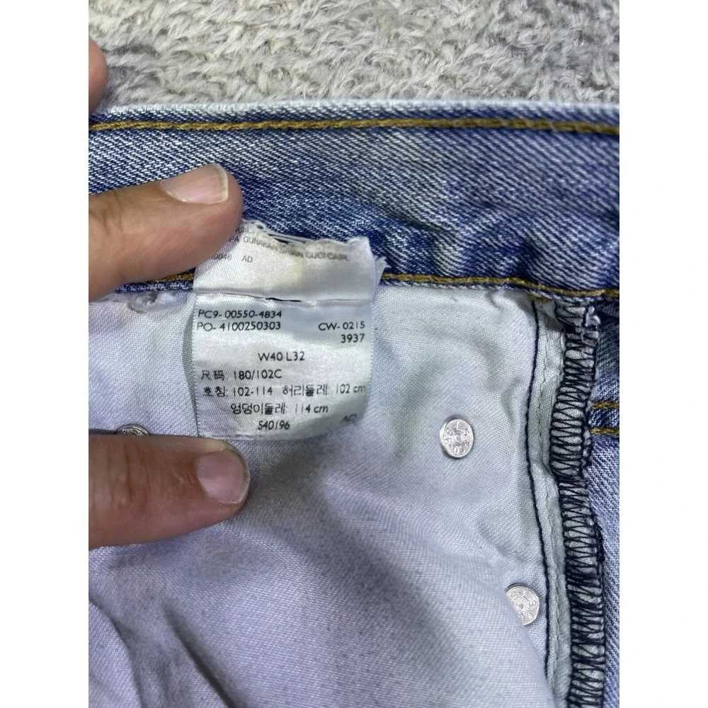 Levi's 550‎ Jeans Men's 37X31 (Tag 40X32) Relaxed Denim Classic Distressed Blue